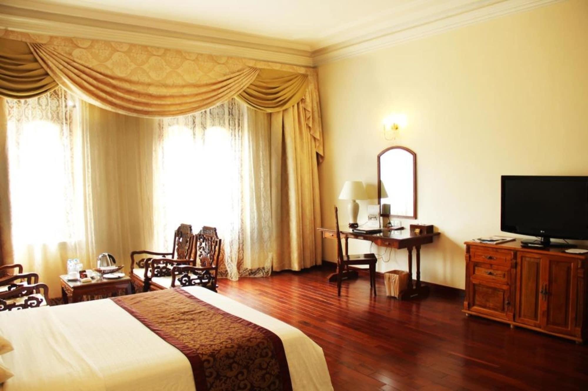 Hotel Continental Saigon Ho Chi Minh City Bagian luar foto