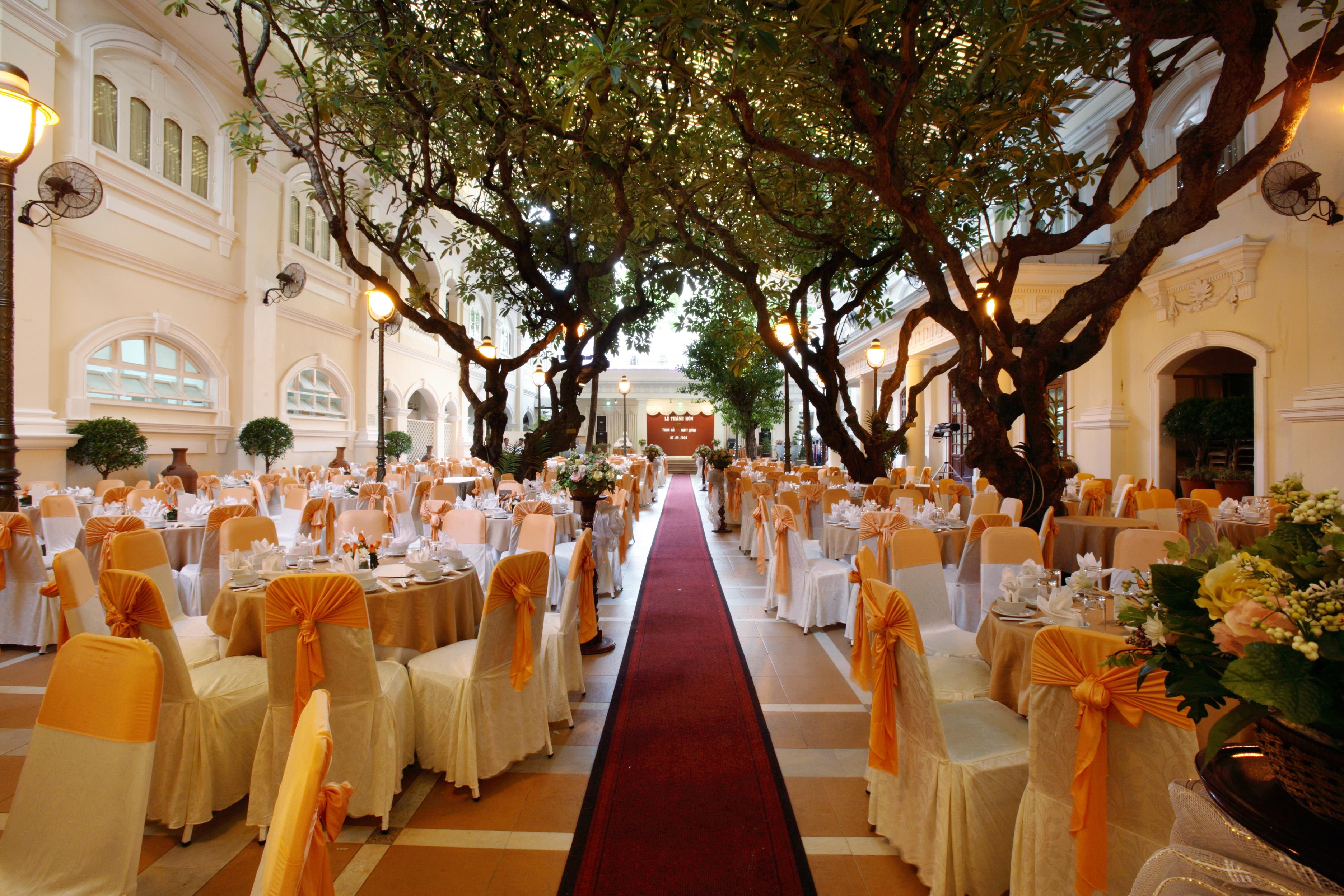 Hotel Continental Saigon Ho Chi Minh City Bagian luar foto