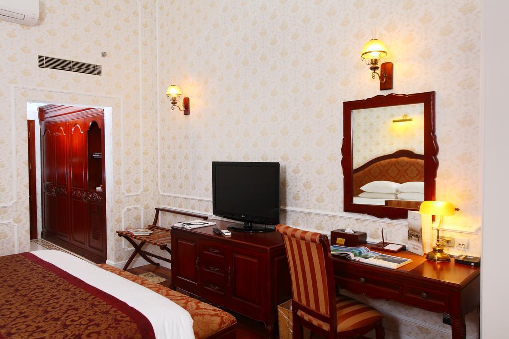 Hotel Continental Saigon Ho Chi Minh City Bagian luar foto