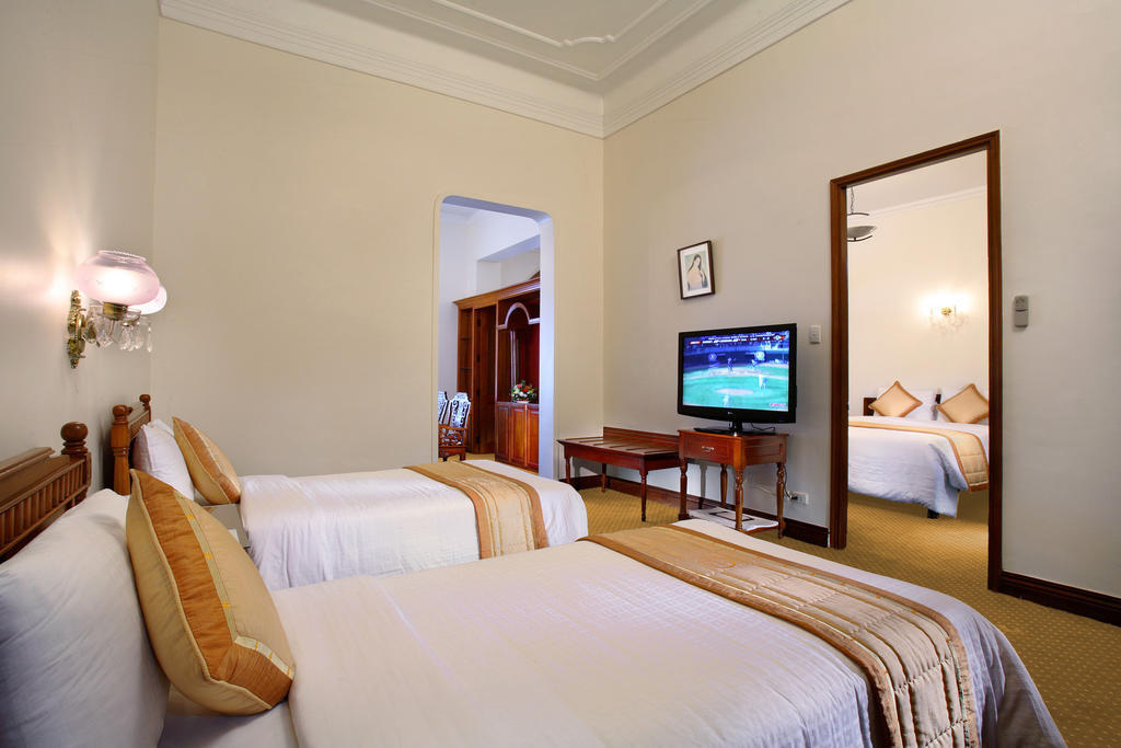 Hotel Continental Saigon Ho Chi Minh City Bagian luar foto